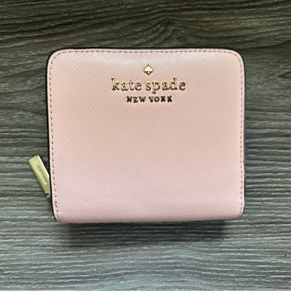 Kate Spade Leila Small Pebbled Leather Wallet